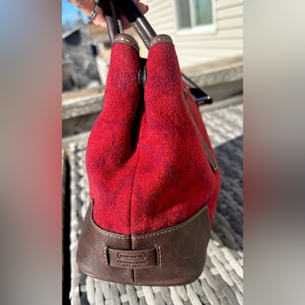 1991 Rare True Vintage Coach Signature Wool & Leather Tote Deep Red EUC! - Picture 6 of 13